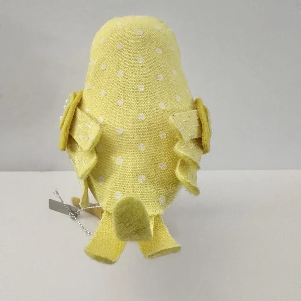 Featherly Friends Bird Daisy 2018 Target Spring Easter
